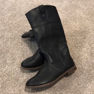 Girls old Navy boots size 4